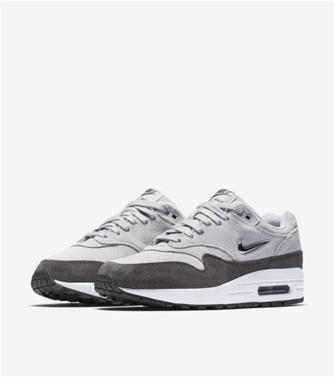 nike air max 1 premium wolf grijs dames|WMNS AIR MAX 1 PREMIUM .